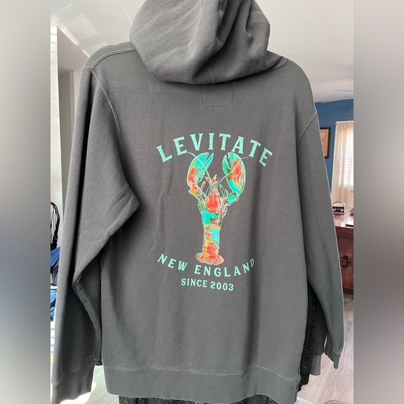 MUST BUNDLE Levitate - Picture 3 of 4